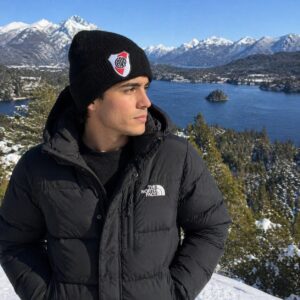 Gorro Lana River