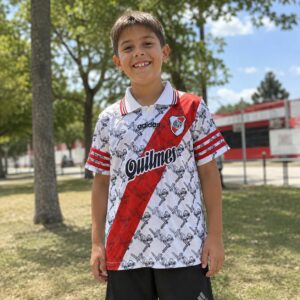 Camiseta Retro River