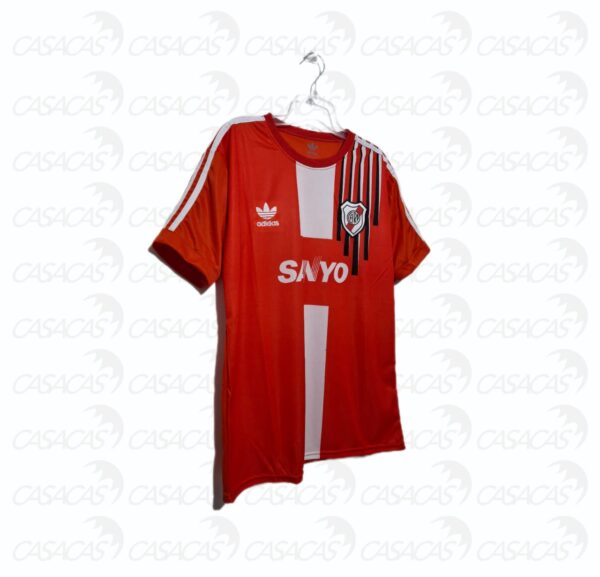 Camiseta Retro River - Imagen 2